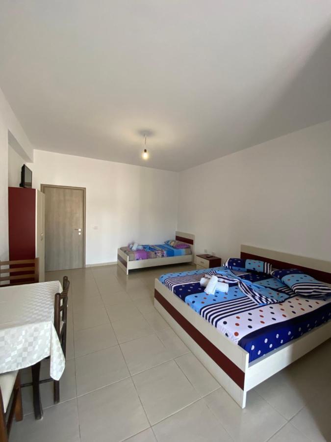 Liel Apartments Ksamil Esterno foto