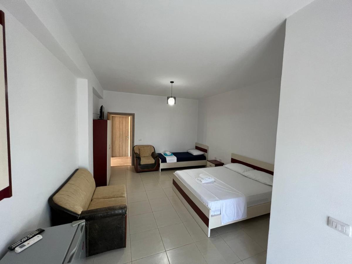 Liel Apartments Ksamil Esterno foto