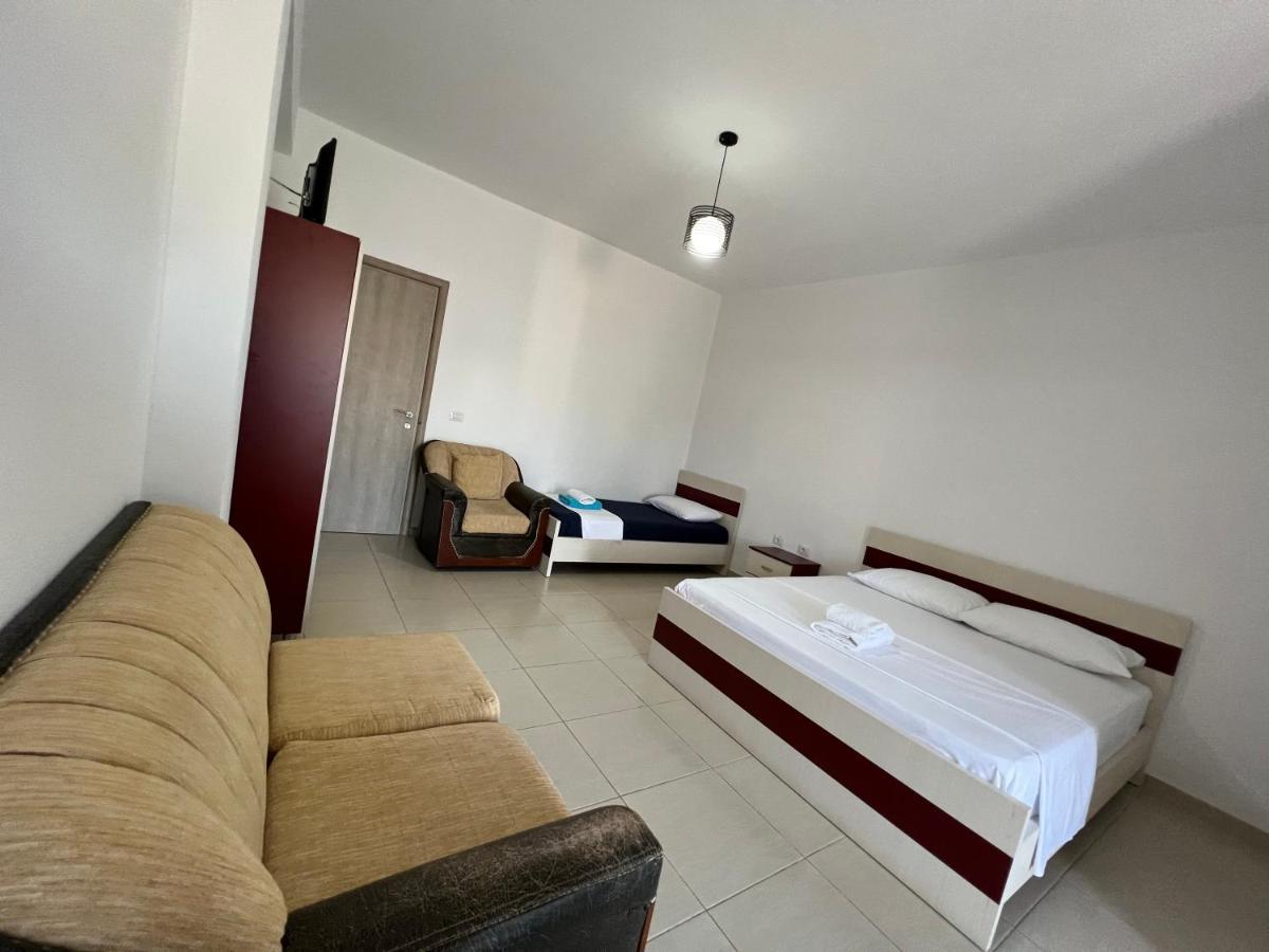 Liel Apartments Ksamil Esterno foto