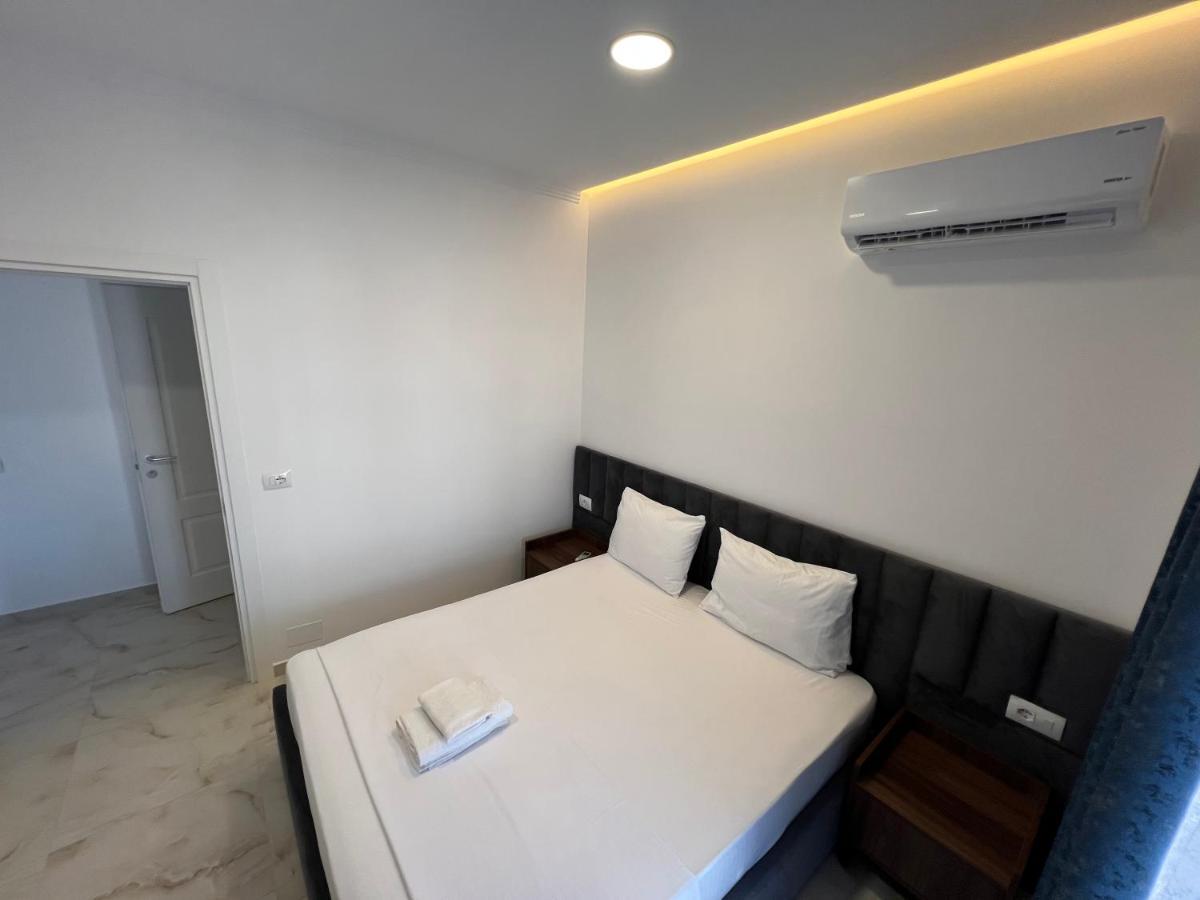 Liel Apartments Ksamil Esterno foto