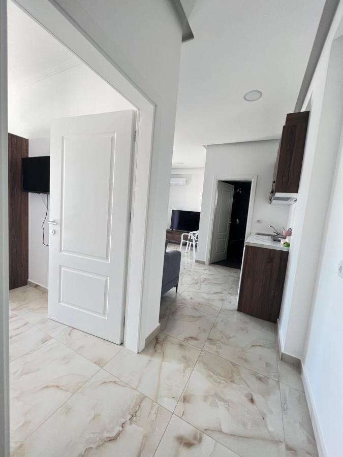 Liel Apartments Ksamil Esterno foto