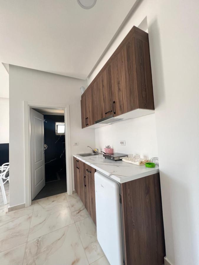 Liel Apartments Ksamil Esterno foto