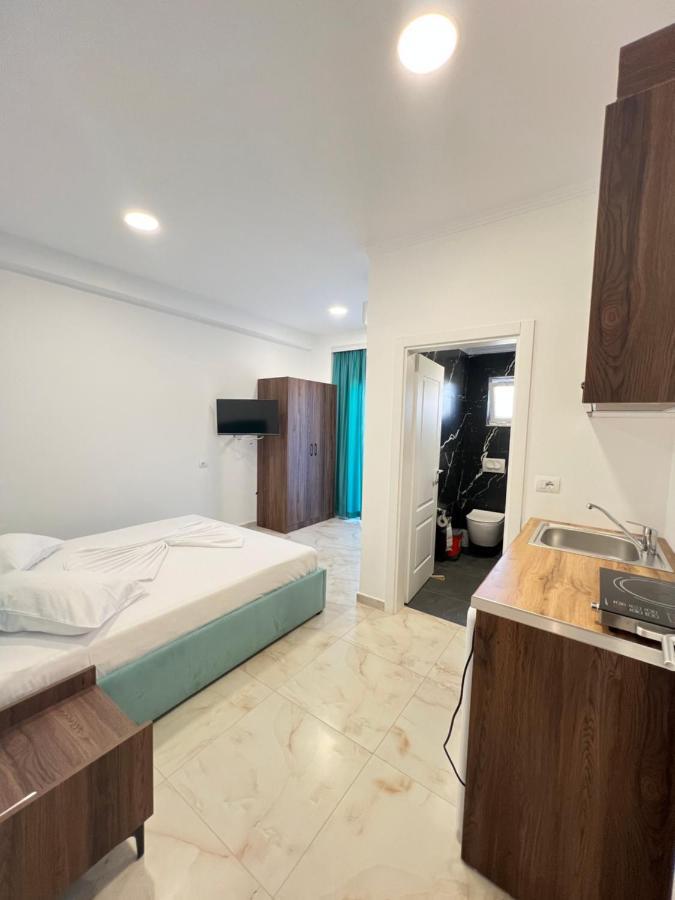 Liel Apartments Ksamil Esterno foto