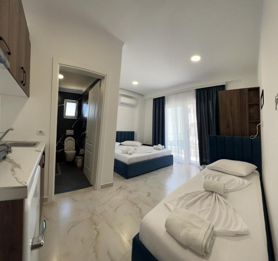 Liel Apartments Ksamil Esterno foto