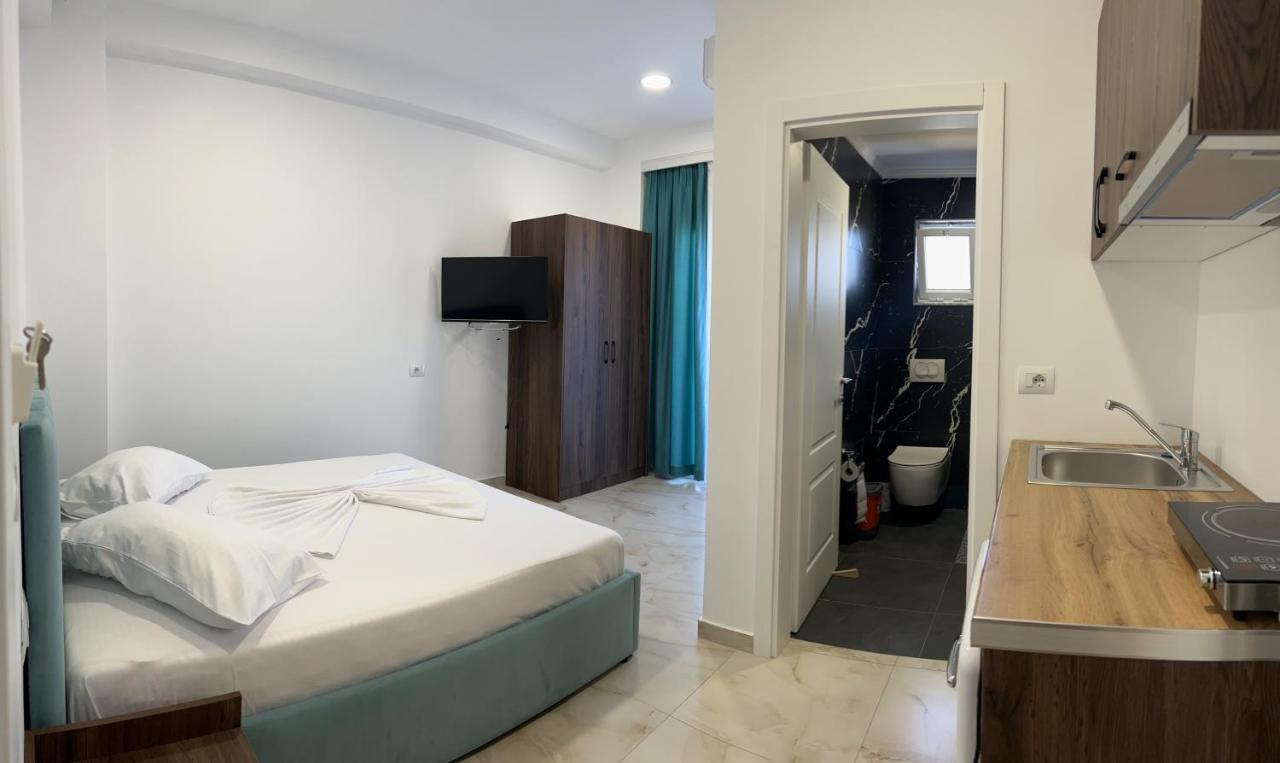 Liel Apartments Ksamil Esterno foto