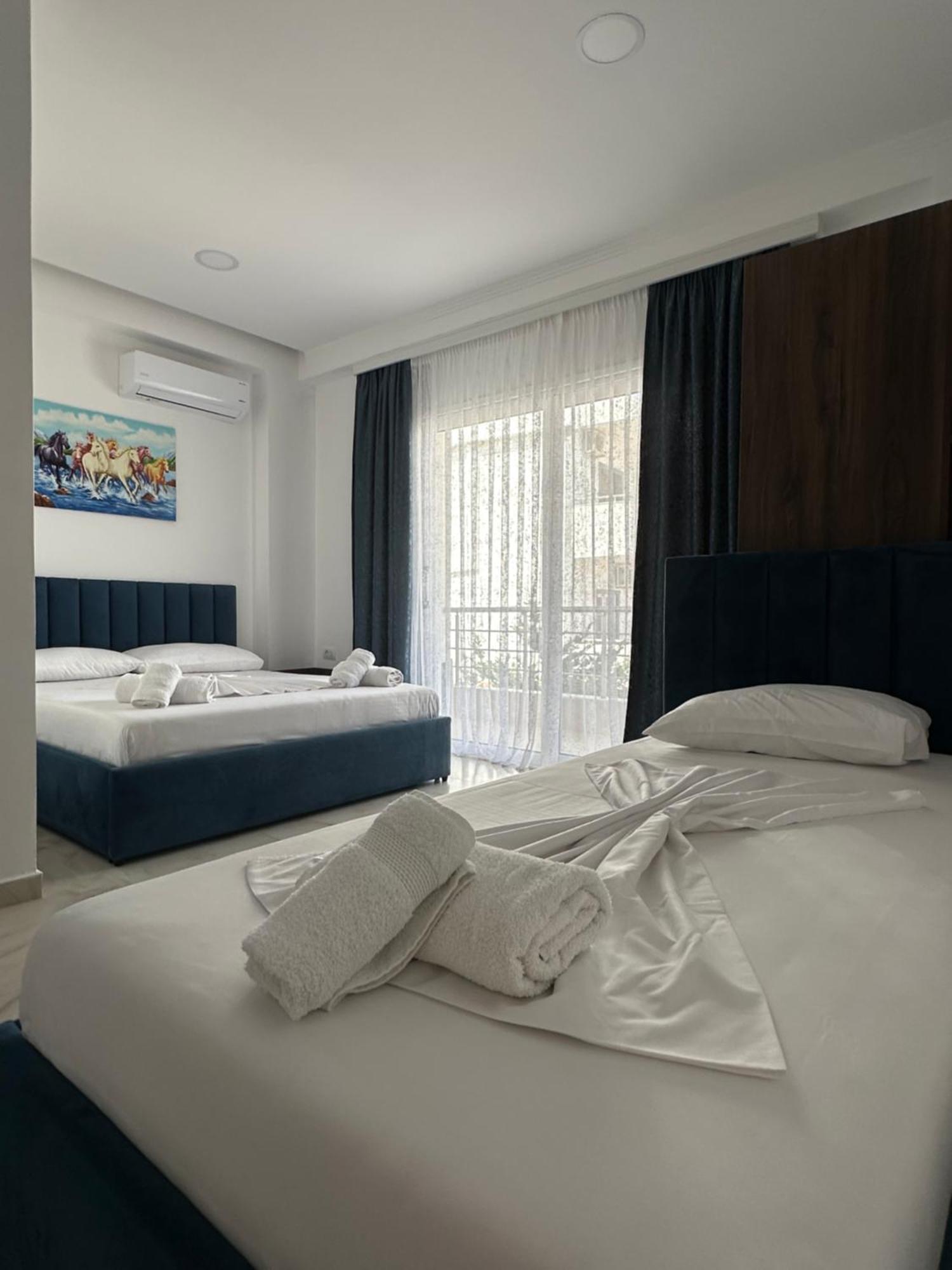 Liel Apartments Ksamil Esterno foto